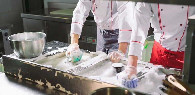 Quy trình vệ sinh chuyên nghiệp tại nhà hàng bếp sạch