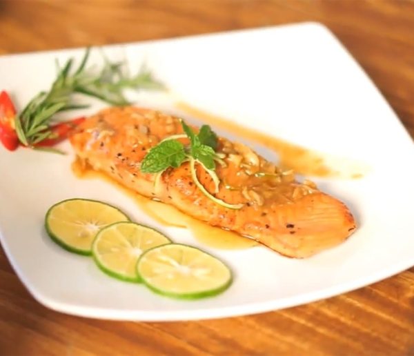 Cách làm cá hồi áp chảo