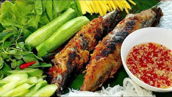 cá nục 1 nắng chiên vàng giòn